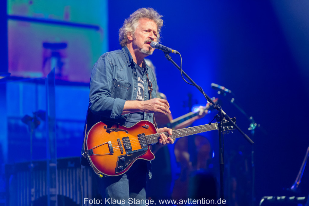 Schwalbearena_AVttention_001-2
