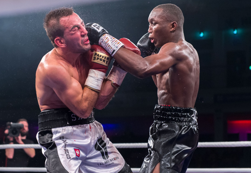 Boxen_Schwalbearena_Action_001